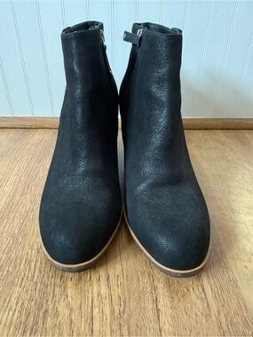 Linea Paolo Black Suede Ankle Boots with Side Zip size 8